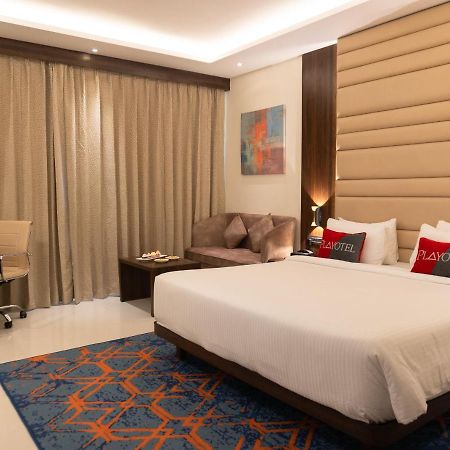 Playotel Premier Vijay Nagar Indore Exteriör bild