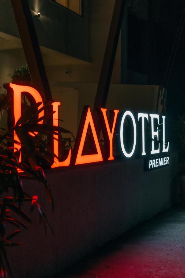 Playotel Premier Vijay Nagar Indore Exteriör bild