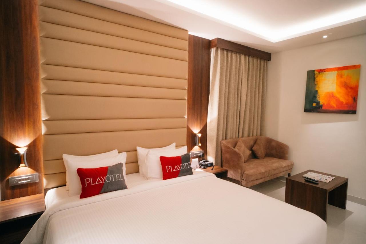 Playotel Premier Vijay Nagar Indore Exteriör bild
